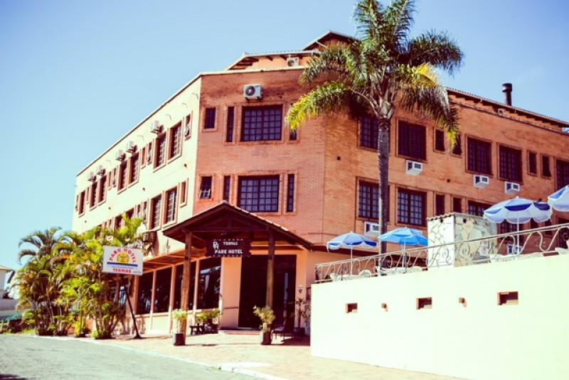 Termas Park Hotel グラバタウ エクステリア 写真
