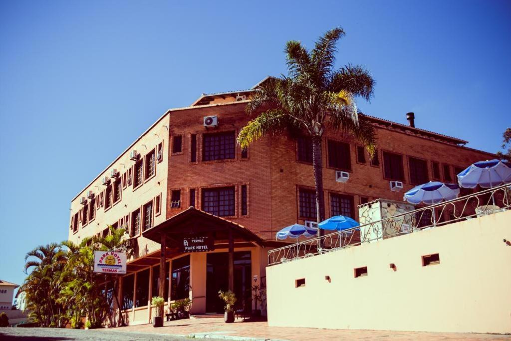 Termas Park Hotel グラバタウ エクステリア 写真