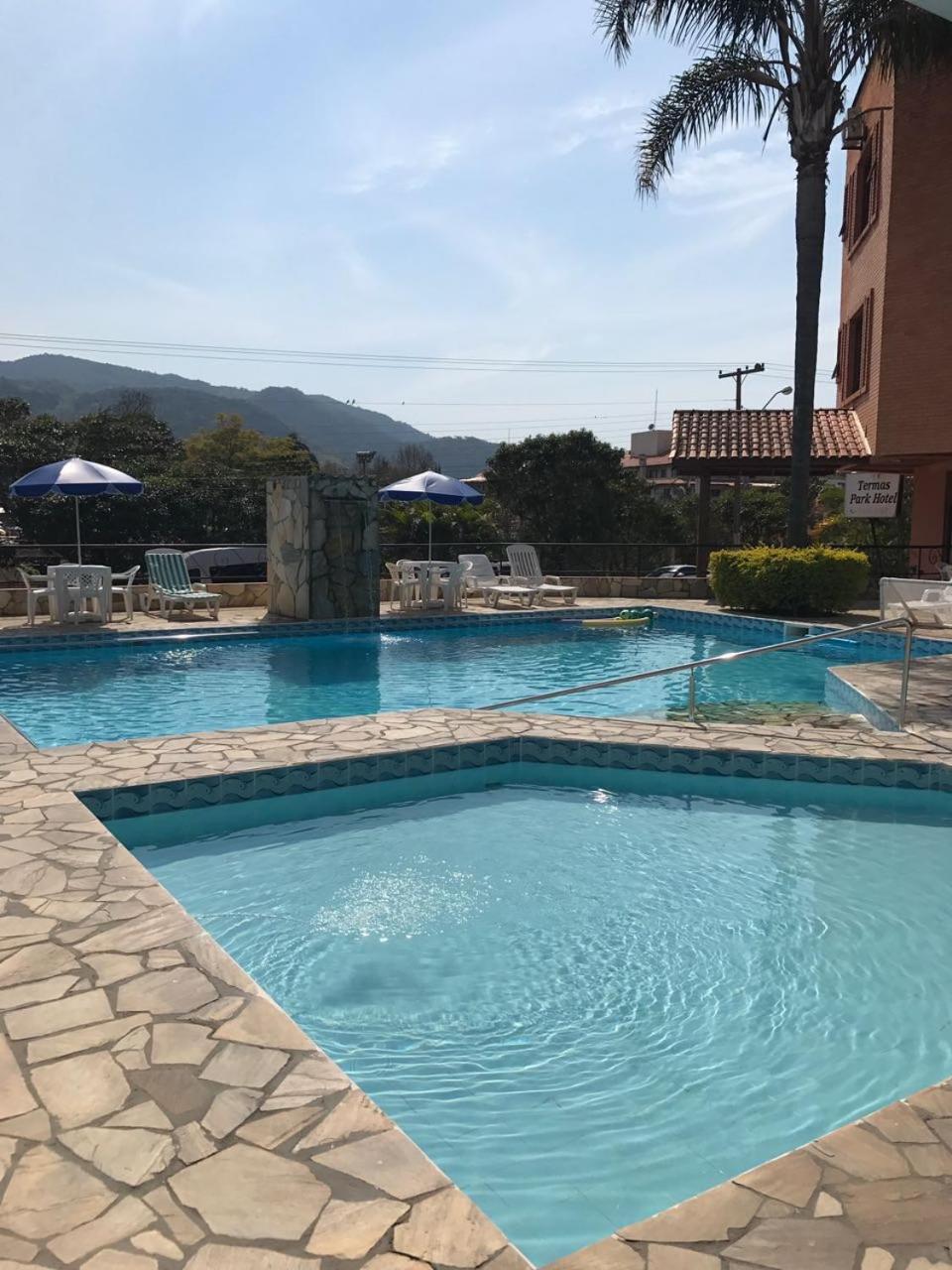 Termas Park Hotel グラバタウ エクステリア 写真